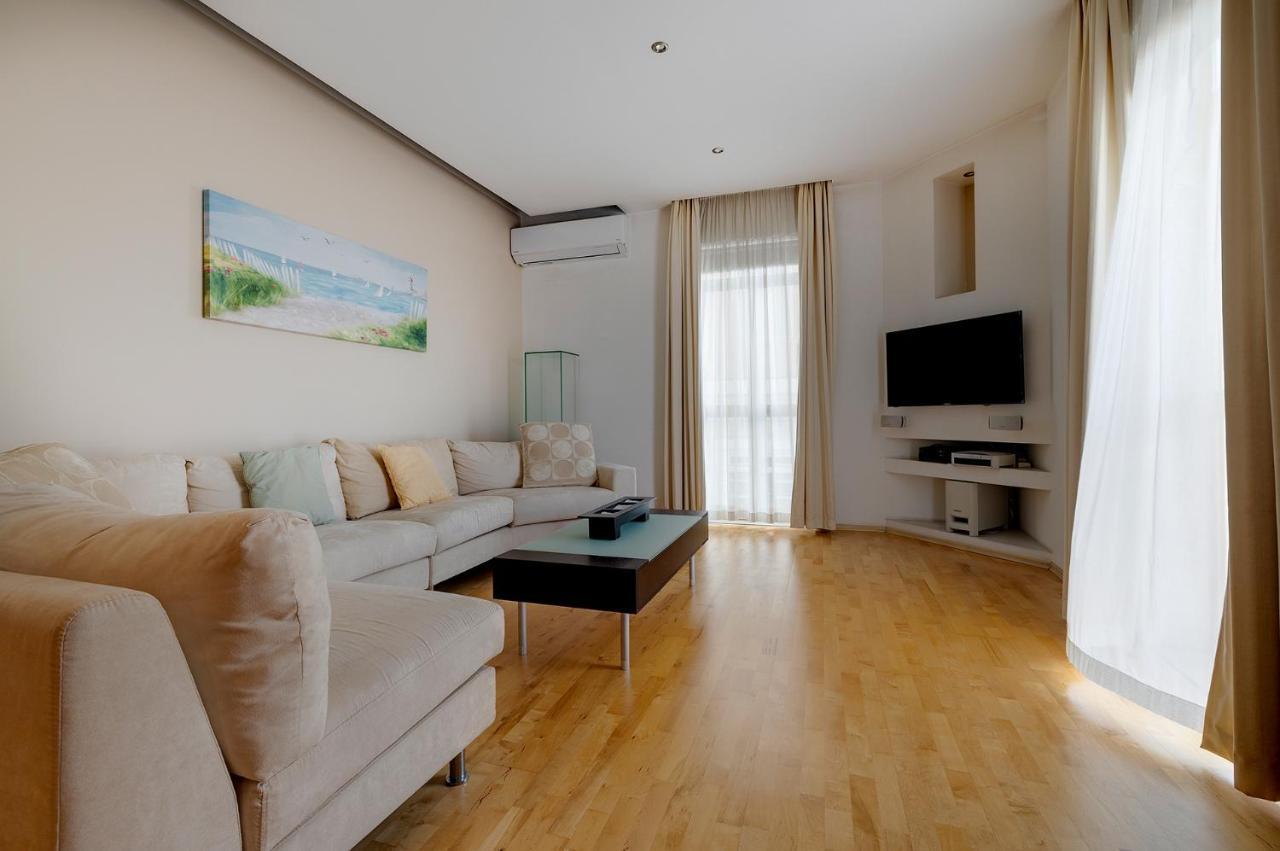 Unbeatable Location Valletta And Harbour Views Appartement Sliema Buitenkant foto