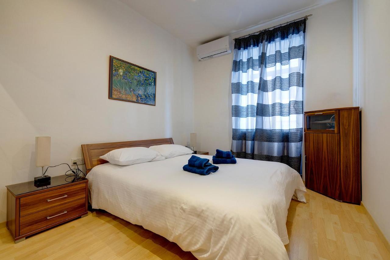 Unbeatable Location Valletta And Harbour Views Appartement Sliema Buitenkant foto