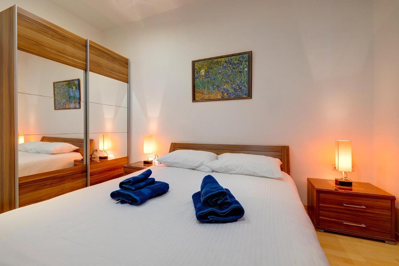 Unbeatable Location Valletta And Harbour Views Appartement Sliema Buitenkant foto