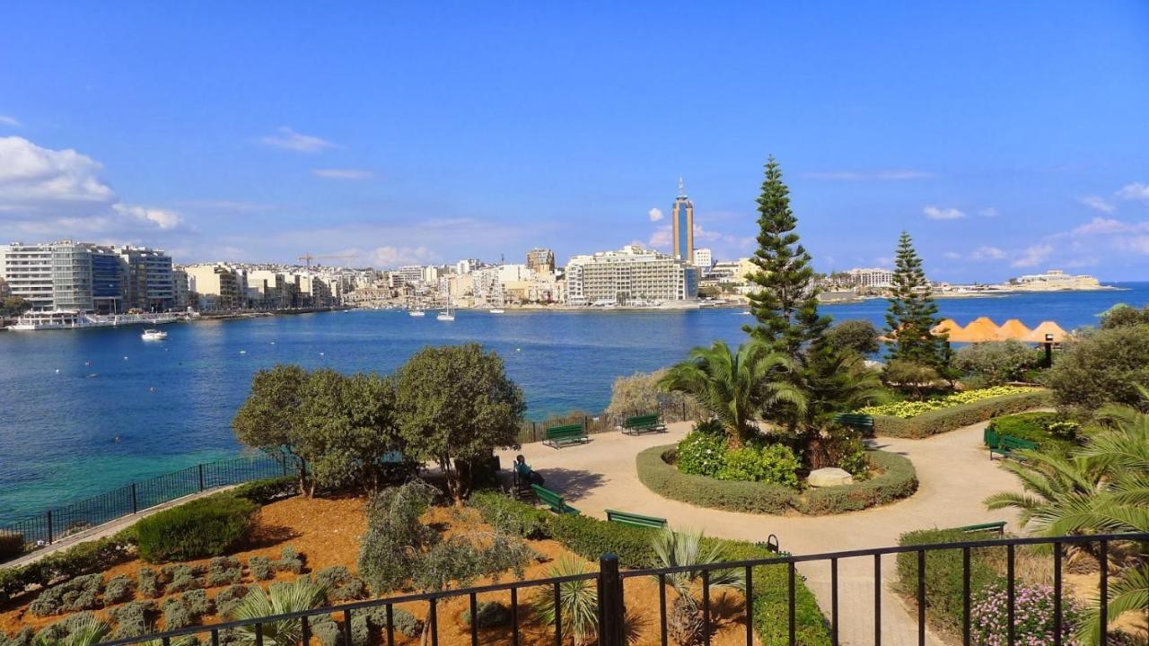 Unbeatable Location Valletta And Harbour Views Appartement Sliema Buitenkant foto