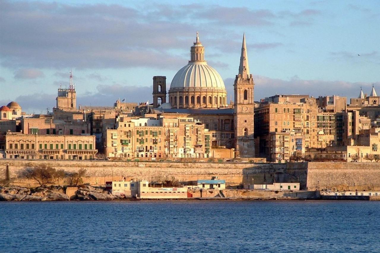 Unbeatable Location Valletta And Harbour Views Appartement Sliema Buitenkant foto