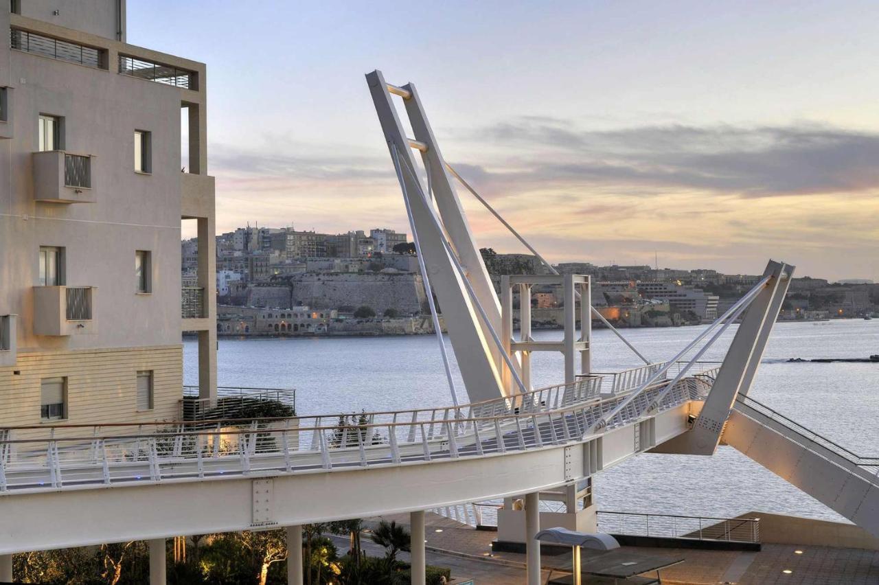 Unbeatable Location Valletta And Harbour Views Appartement Sliema Buitenkant foto