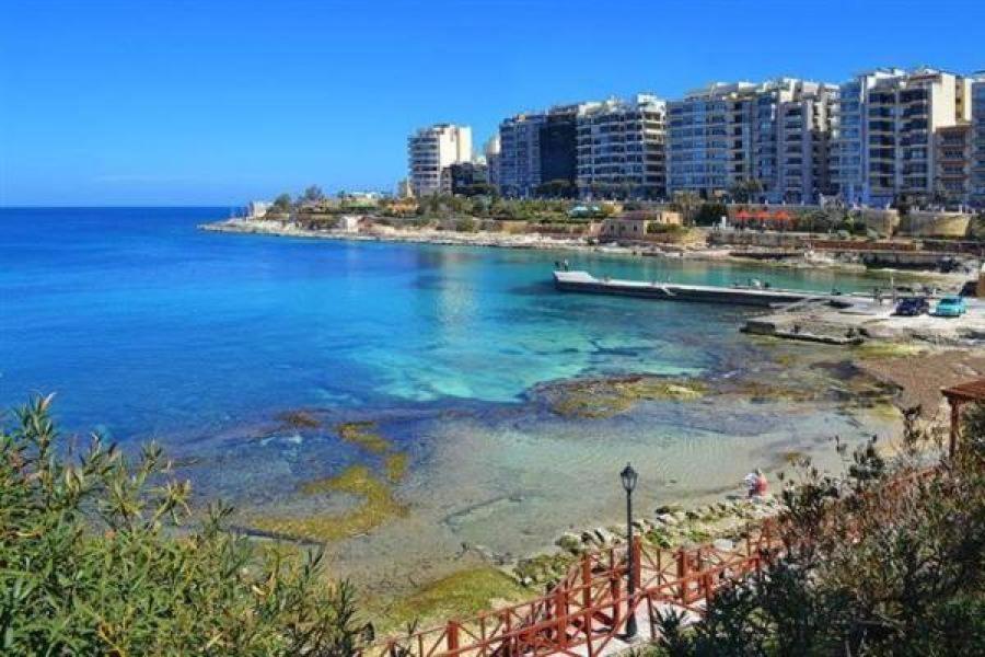 Unbeatable Location Valletta And Harbour Views Appartement Sliema Buitenkant foto
